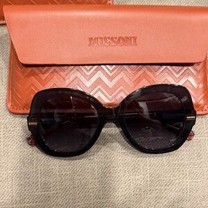 Missoni Black Sunglasses with Coral Case